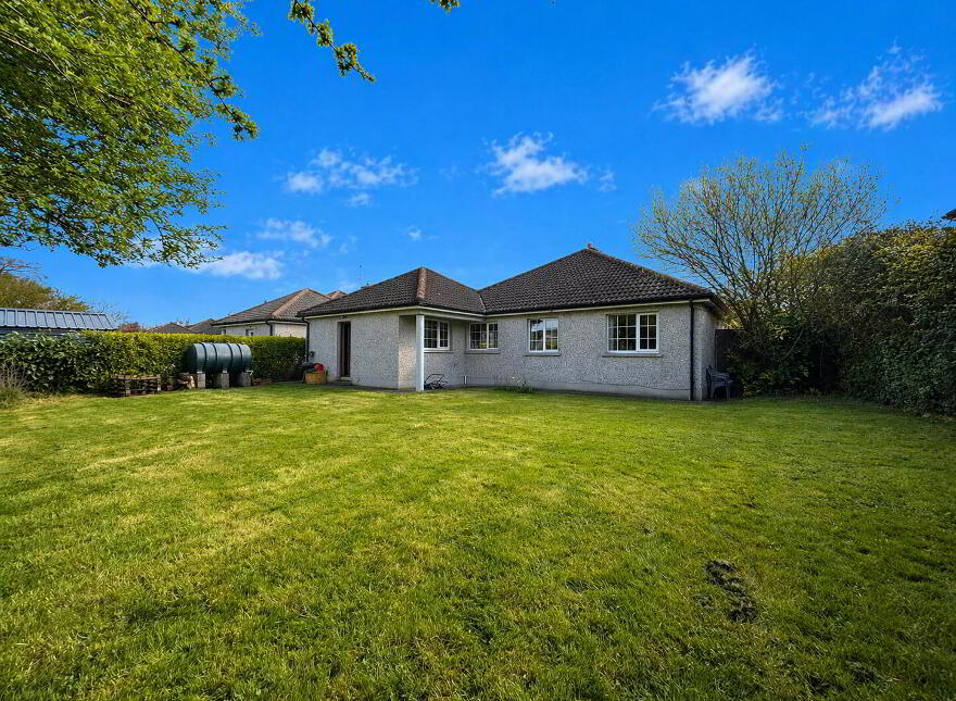 32 Mullaney Gardens, Cashel Road, Cahir, Co. Tipperary, E21YX29