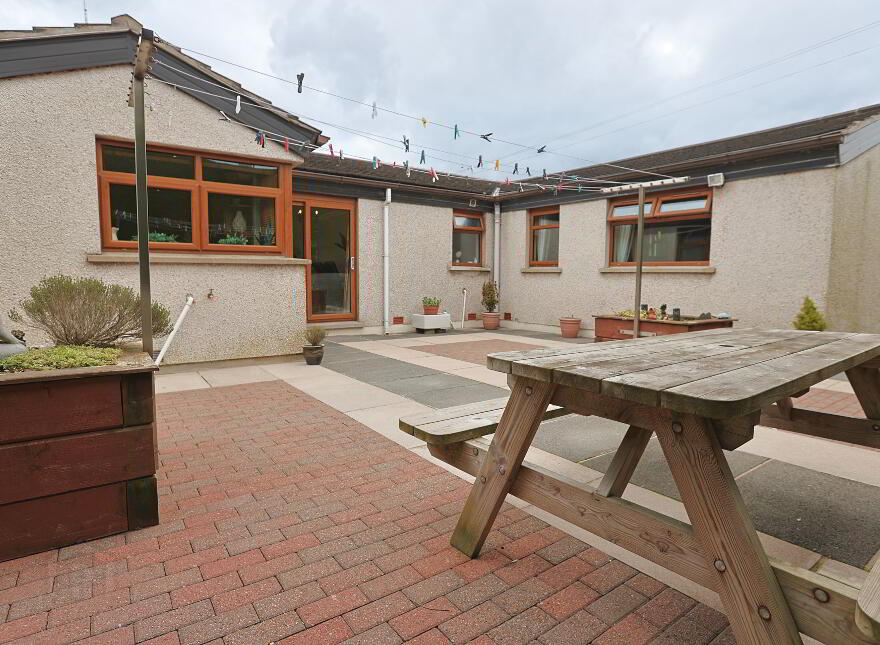 11 Castle Gardens, Richhill, Armagh, BT61 9QL