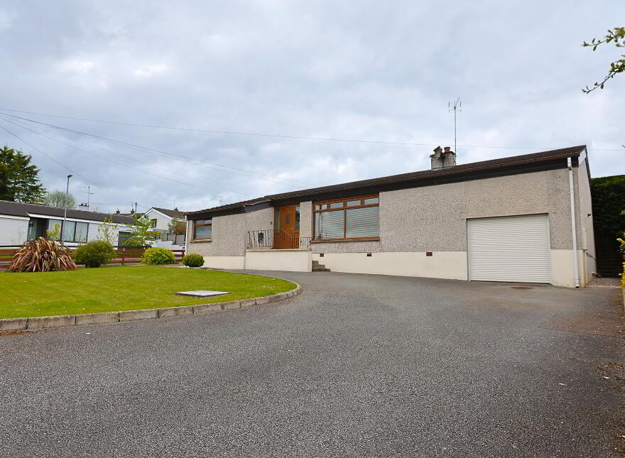 11 Castle Gardens, Richhill, Armagh, BT61 9QL