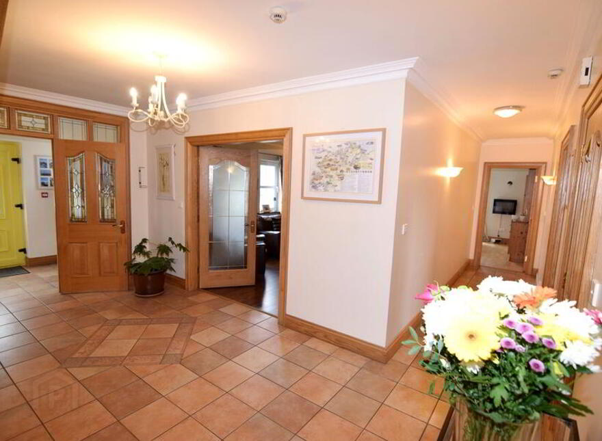 Slieve League House, Croaghlin, Teelin, F94YD23