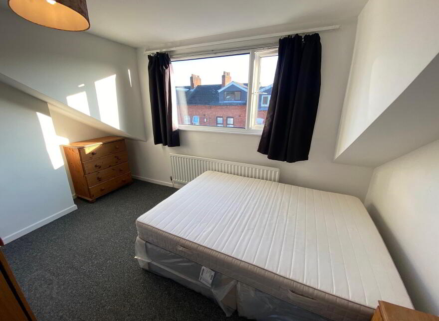 169 Dunluce Avenue, Belfast, BT9 7AX