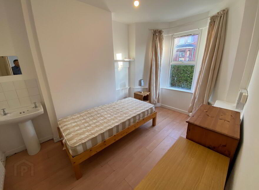 169 Dunluce Avenue, Belfast, BT9 7AX