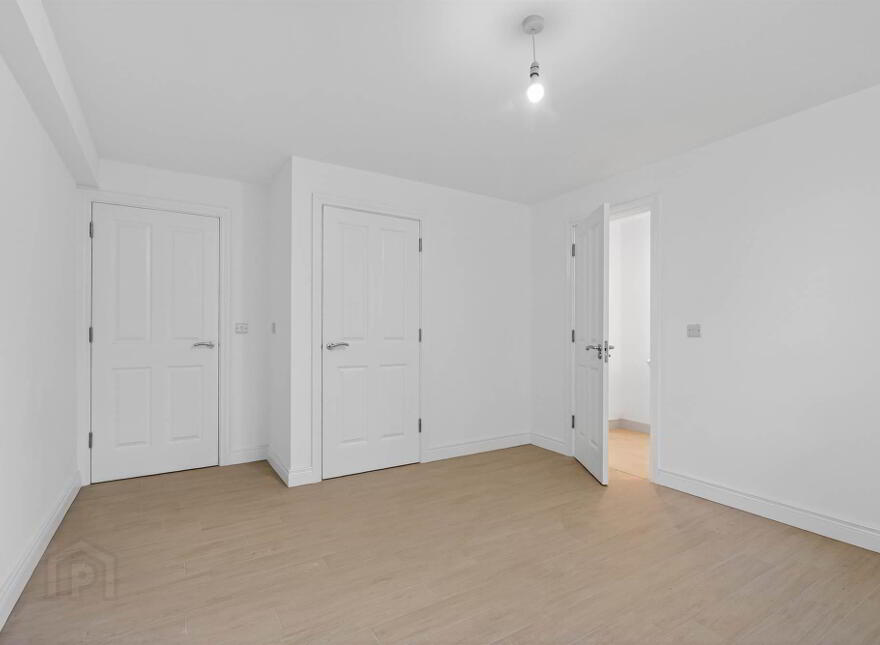 Apt 9, 51 53bridge Street, Lisburn, BT28 1XZ