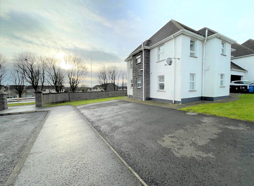11 Doury Grove, Ballymena, BT43 6HT