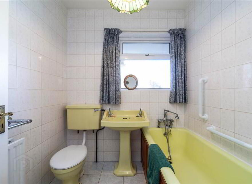 Hillcrest, 14 Casaeldona Park, Belfast, BT6 9RB