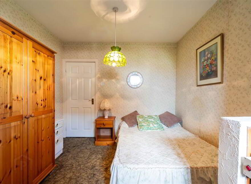 Hillcrest, 14 Casaeldona Park, Belfast, BT6 9RB