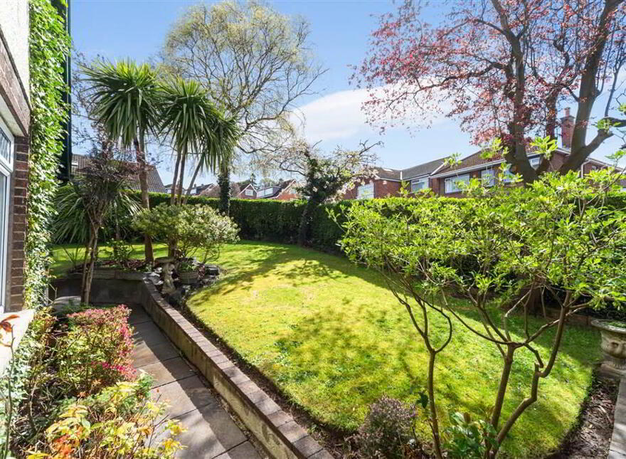Hillcrest, 14 Casaeldona Park, Belfast, BT6 9RB