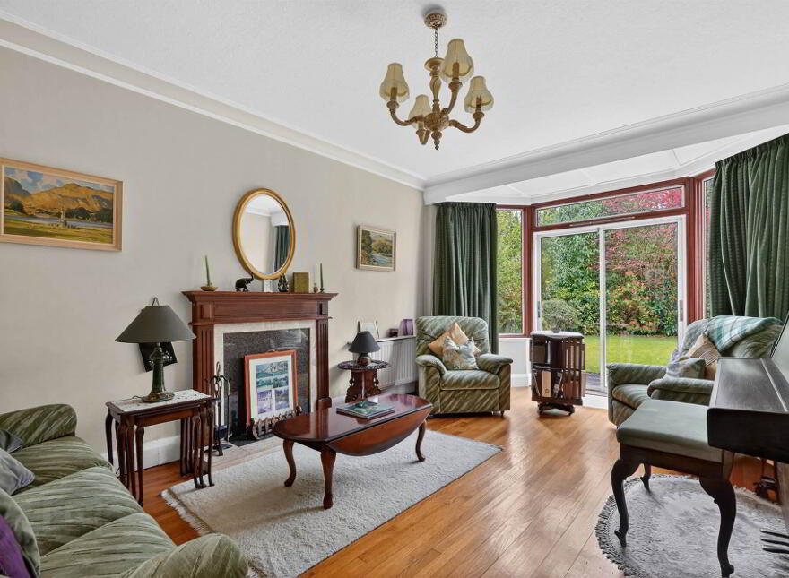 17 Strangford Avenue, Belfast, BT9 6PG