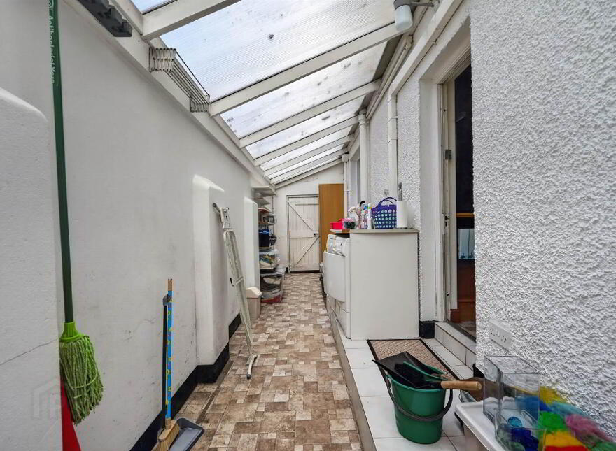 17 Strangford Avenue, Belfast, BT9 6PG