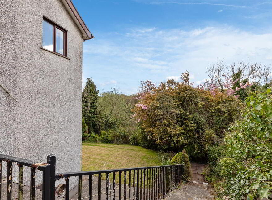 19 Church Road, Ballynahinch, BT24 8LP