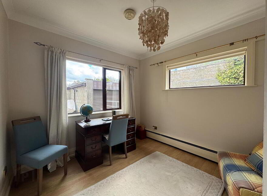2 Caw Park, Limavady Road, L'Derry, BT47 6LZ