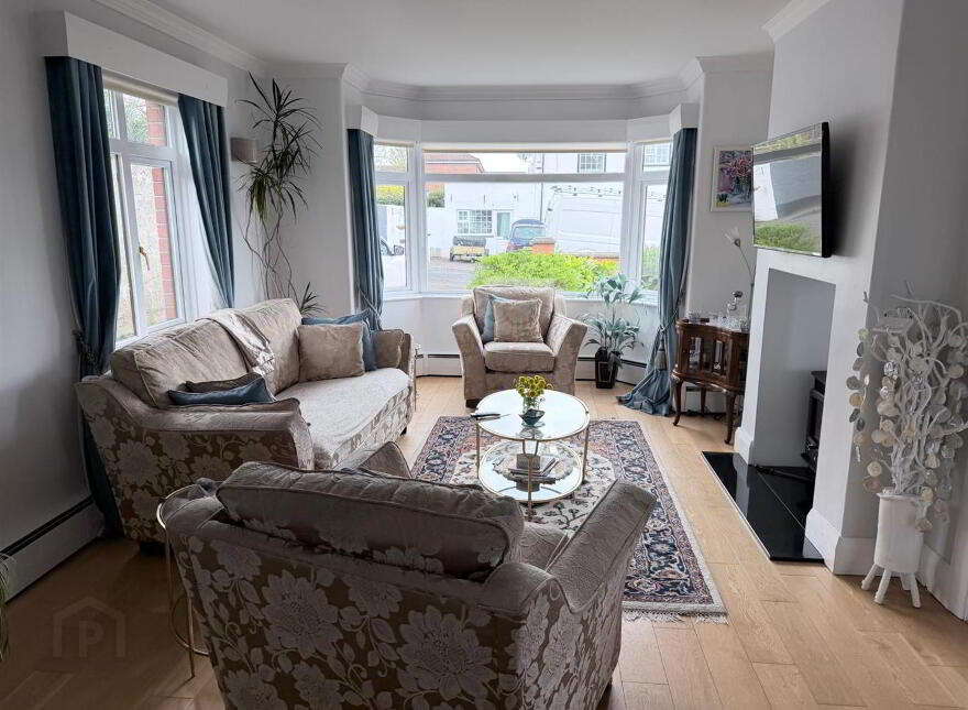 2 Caw Park, Limavady Road, L'Derry, BT47 6LZ
