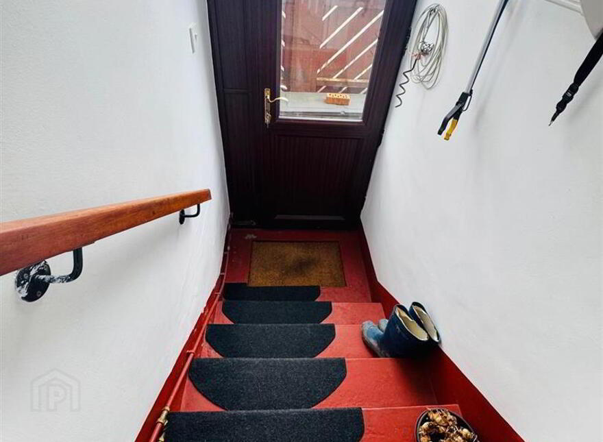 2 Caw Park, Limavady Road, L'Derry, BT47 6LZ