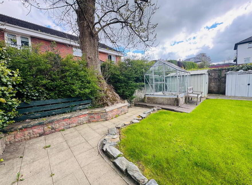 2 Caw Park, Limavady Road, L'Derry, BT47 6LZ