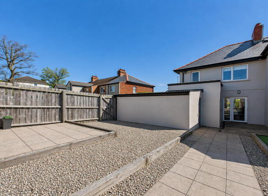 96 Shore Road, Carrickfergus, BT38 8UE