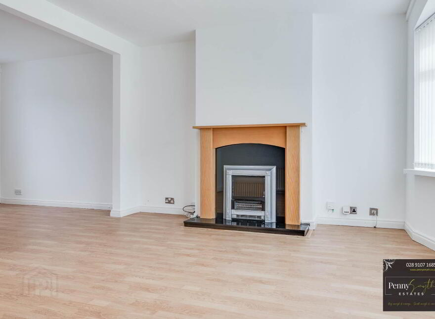 16 Ashbury Grove, Bangor, BT19 6TW