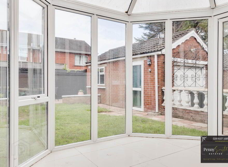 16 Ashbury Grove, Bangor, BT19 6TW