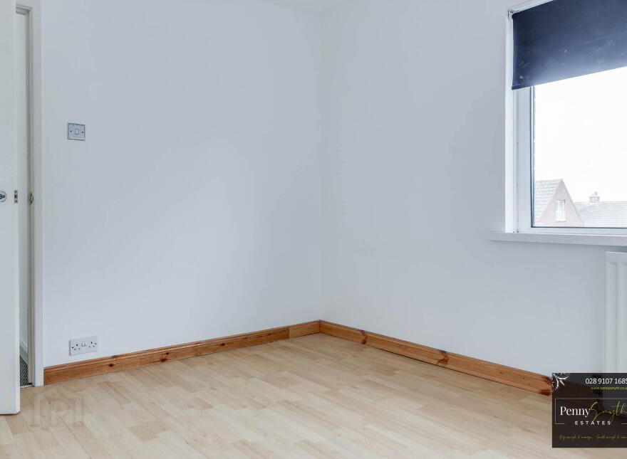 16 Ashbury Grove, Bangor, BT19 6TW
