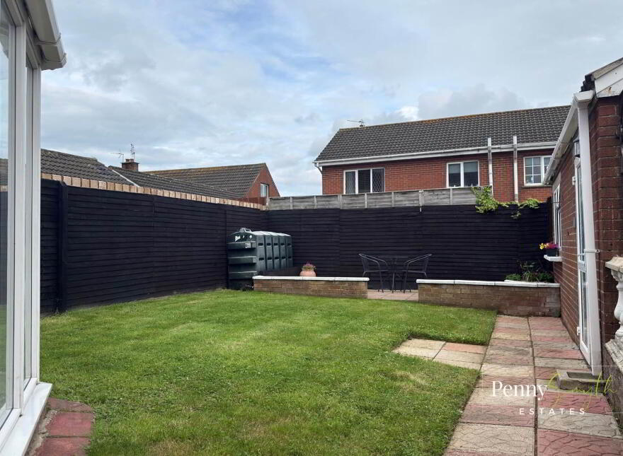 16 Ashbury Grove, Bangor, BT19 6TW