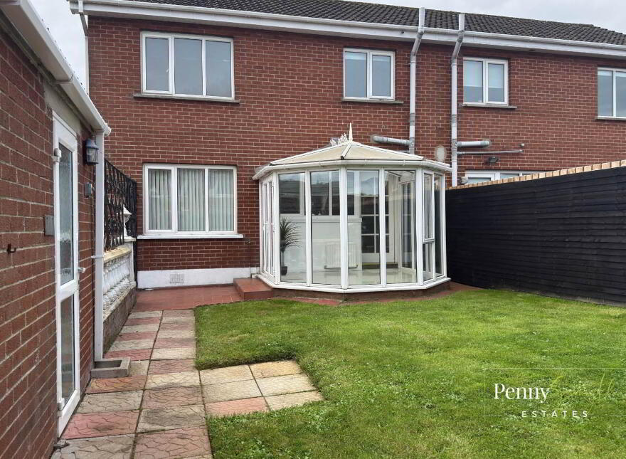 16 Ashbury Grove, Bangor, BT19 6TW