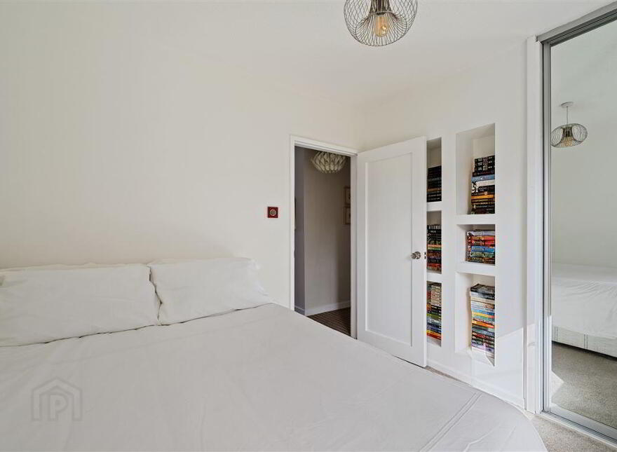 Hill Crest, Ballea Hill, Carrigaline, P43HY05