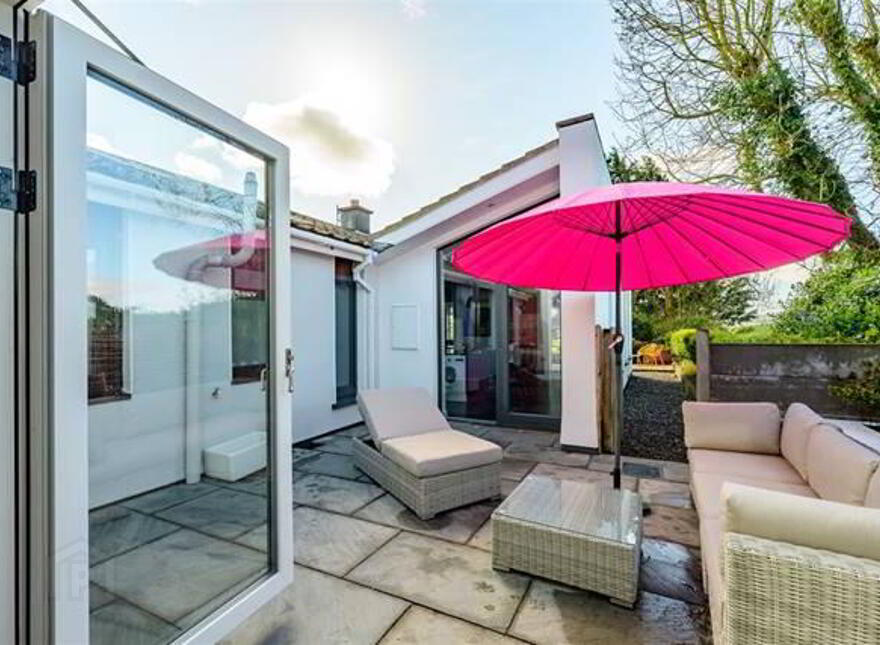 Hill Crest, Ballea Hill, Carrigaline, P43HY05