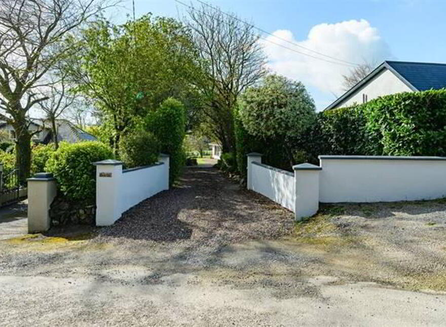 Hill Crest, Ballea Hill, Carrigaline, P43HY05