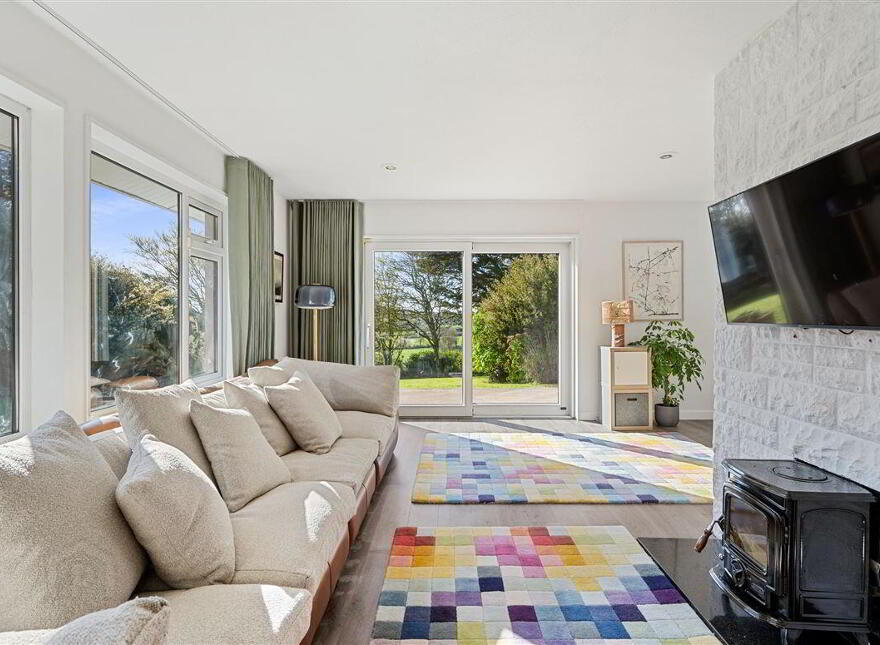 Hill Crest, Ballea Hill, Carrigaline, P43HY05