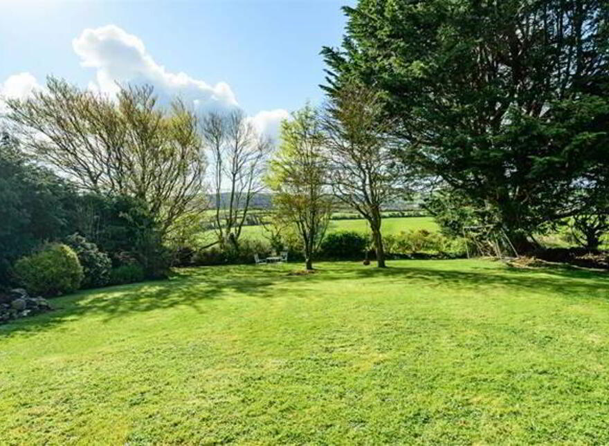 Hill Crest, Ballea Hill, Carrigaline, P43HY05
