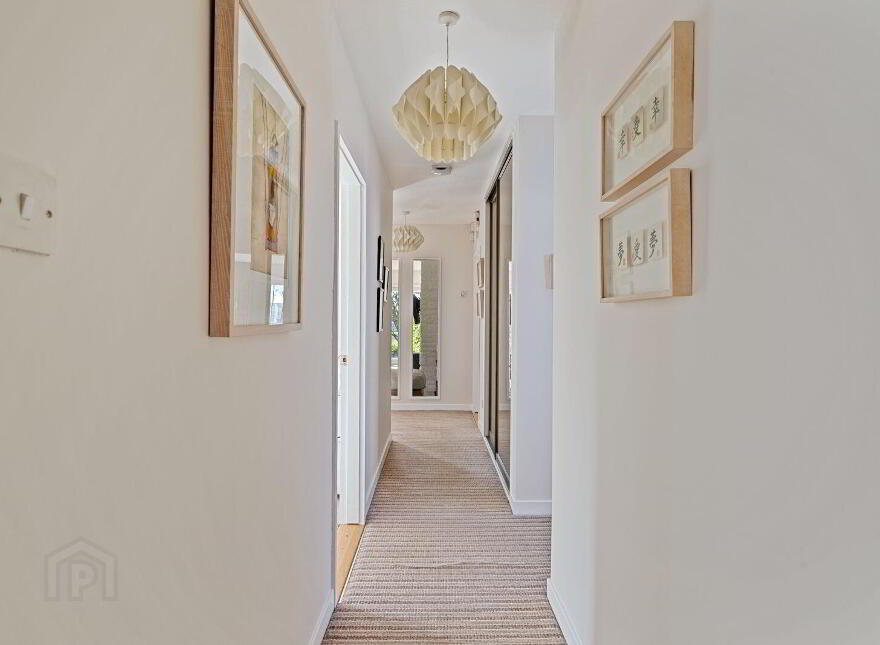 Hill Crest, Ballea Hill, Carrigaline, P43HY05