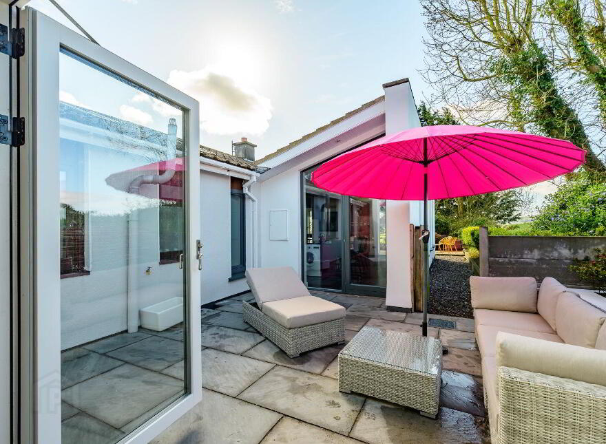 Hill Crest, Ballea Hill, Carrigaline, P43HY05
