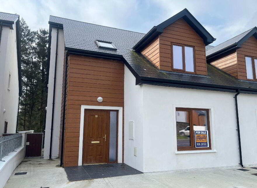 19 Carraig Naofa, Durrus, P75E407