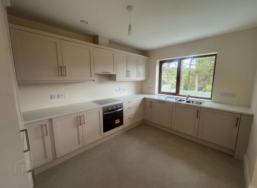 19 Carraig Naofa, Durrus, P75E407