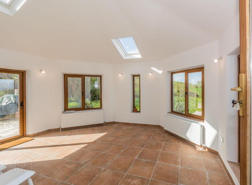 Arderawinny, Lowertown, Lowertown, P81EW26