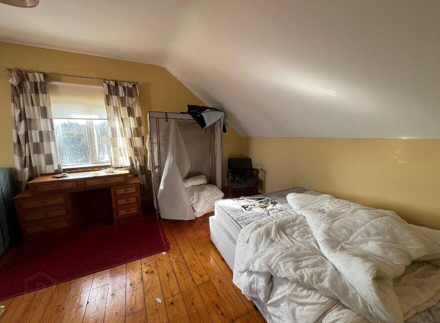 Rathcool, Schull, P81EW77