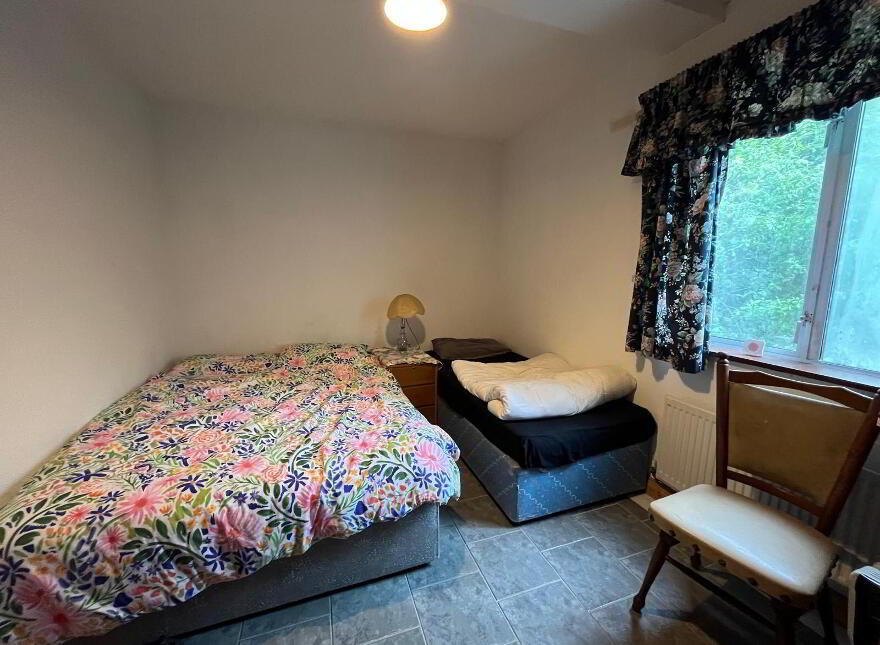 Rathcool, Schull, P81EW77