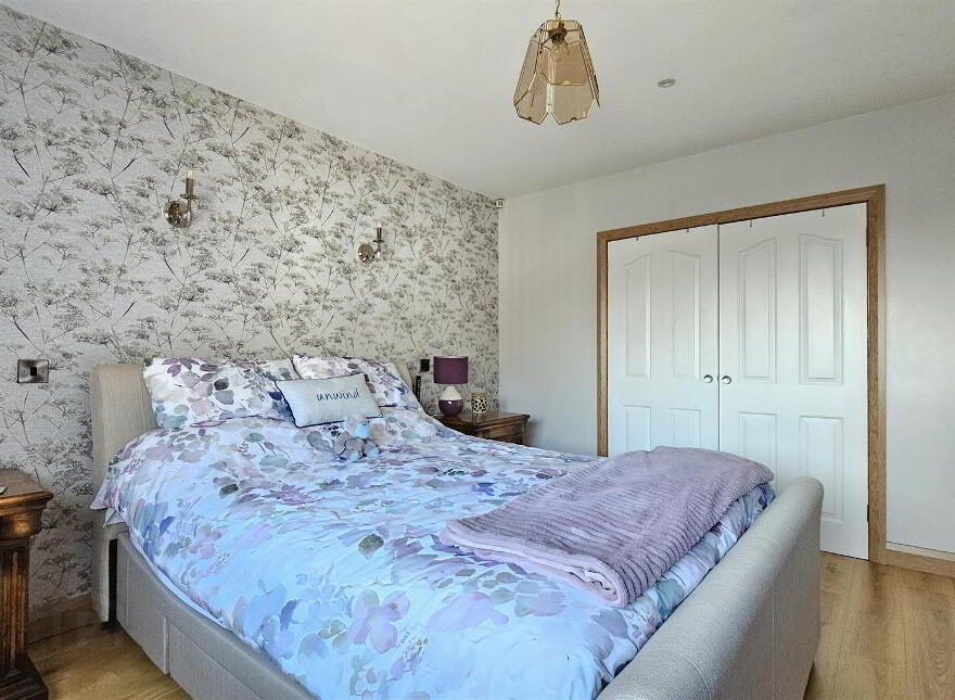 5 Rose Gardens, Carrickfergus, BT38 8FD