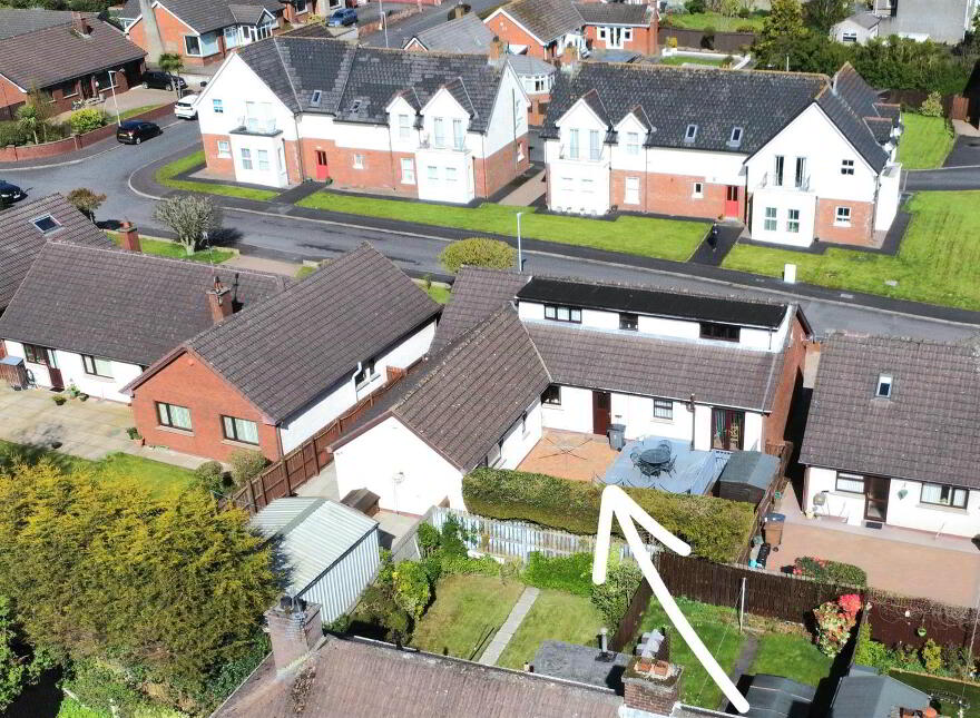 5 Rose Gardens, Carrickfergus, BT38 8FD