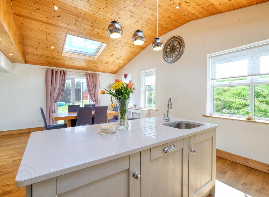 2 Saint John's, Ballinalee, N39W276