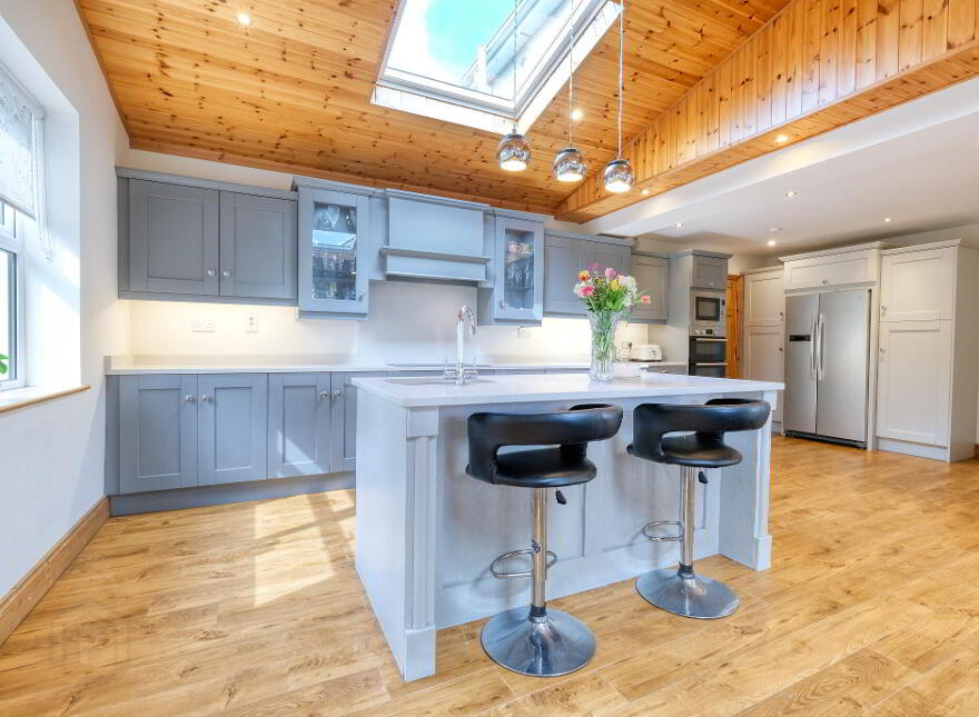 2 Saint John's, Ballinalee, N39W276