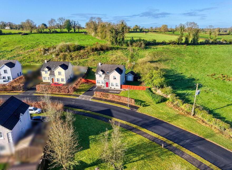 2 Saint John's, Ballinalee, N39W276