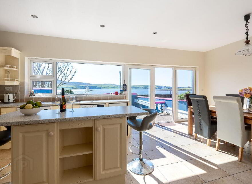 Ocean View, 133 The Wood, Dingle, V92C9X4