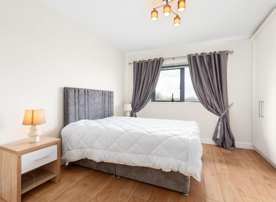 C65 Bailis Village, Johnstown, C15HR70