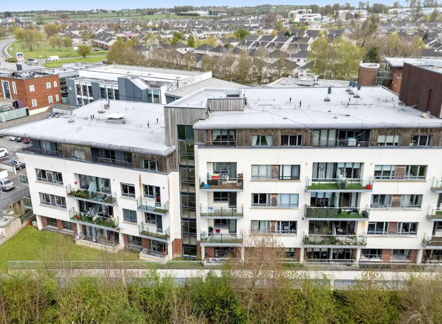 C65 Bailis Village, Johnstown, C15HR70