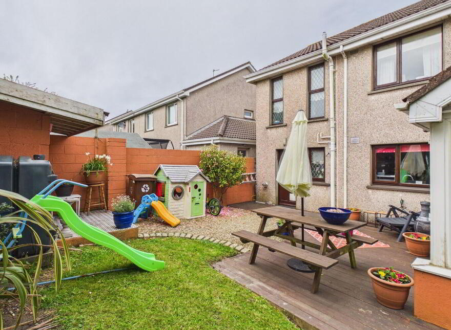 15 Crobally Heights, Tramore