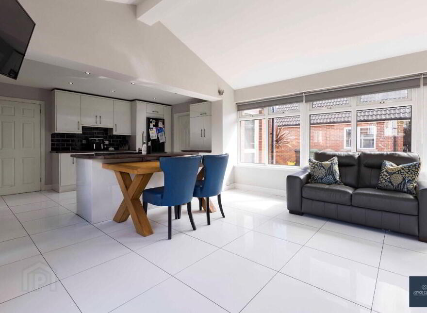 3 Milfort Drive, Waringstown, BT66 7PB