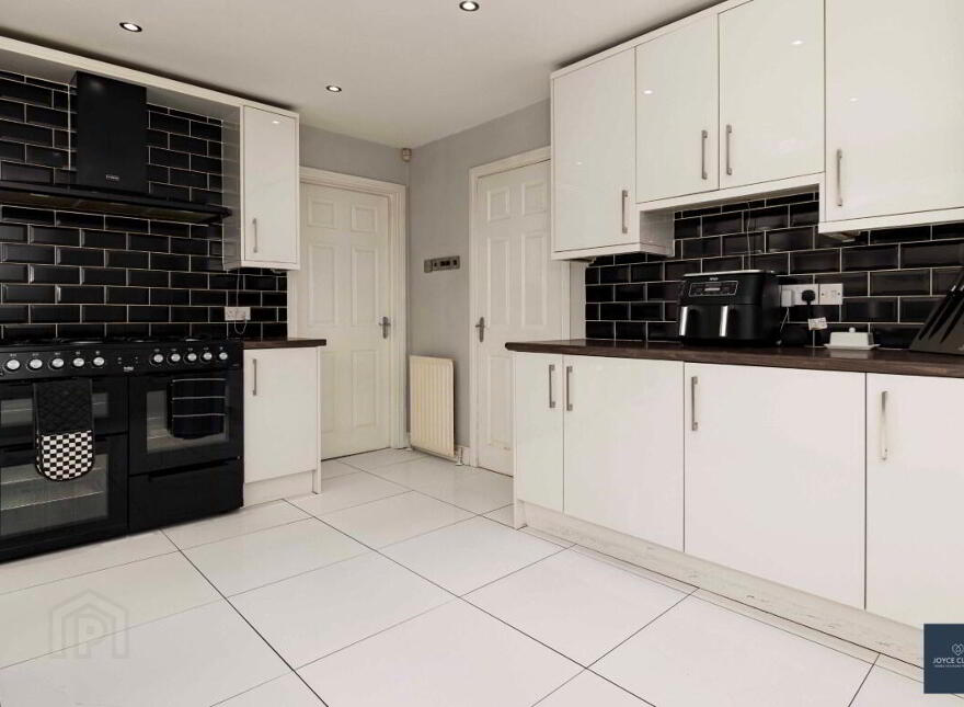 3 Milfort Drive, Waringstown, BT66 7PB