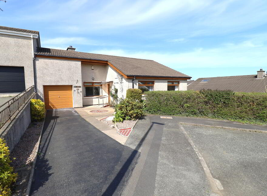 5 Carragheen Drive, Main Street, Annalong, BT34 4TG