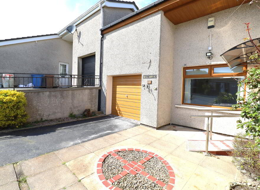 5 Carragheen Drive, Main Street, Annalong, BT34 4TG