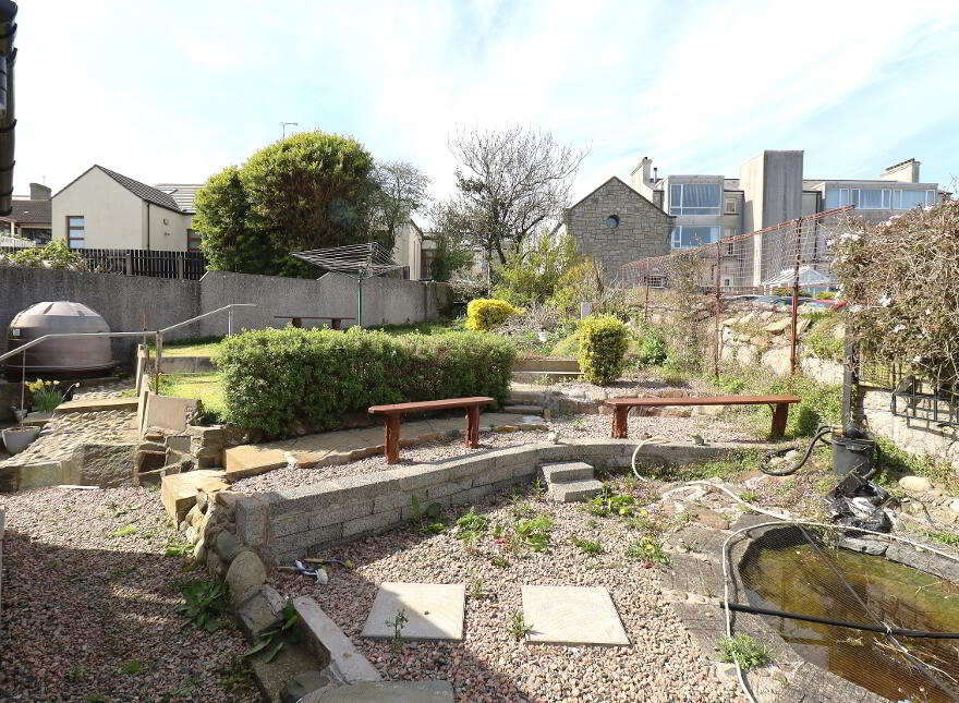5 Carragheen Drive, Main Street, Annalong, BT34 4TG